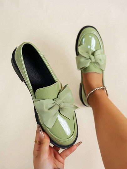 أحذية أوكسفورد حريمي شبشب نسائي عصري متعدد الوظائف بتصميم فيونكة ، ذو كعب منخفض ، مصنوع من مواد عاكسة ، بطراز بريطاني أنيق وراقي ، أكسفورد مريح وناعم ذو كعب متوسط ، لمعة سوداء، موديلات جديدة لربيع/صيف وخريف/شتاء 2025