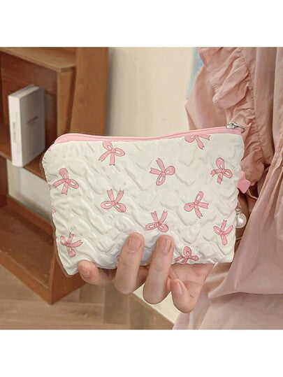 1 حقيبة أنيقة كبيرة السعة للتخزين والسفر والماكياج للنساء والفتيات، مطبوعة بالفيونكة، حقيبة للعناية بالبشرة وحقيبة مستلزمات السفر والصيف والعطلات والاستحمام ومنظم الماكياج وملحقات الحمام.