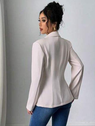Privé سترة مزينة بالخرز وشريط ربط للخصر للنساء