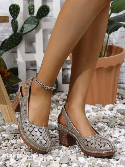 نعال صنادل نسائية صيفية جديدة ذو تصميم مفتوح وتهوية مريحة، رؤوس مدورة وكعب عالي، موضة كاجوال فرنسية بكعب سميك