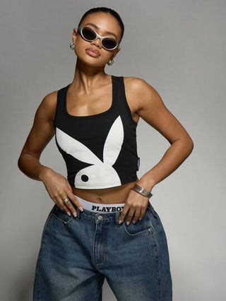 Missguided x Playboy MISSGUIDED تي شيرت كاجوال بلا أكمام رقبة بيضاوية مطبوع عليه أرنب
