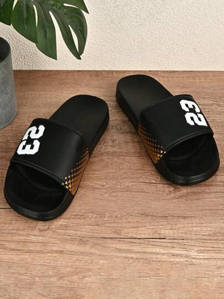 أحذية منزلية كاجوال صيفية ٢٠٢٥ للرجال ،مقاس أمريكي ١٢/١٣ كبير ومقاس ٥.٥ صغير، قاع ناعم مقاوم للانزلاق وخفيف الوزن للاستخدام المنزلي والداخلي والشاطئ. (قد تختلف تصاميم الأنماط والألوان بسبب التنوع في أنماط الإنتاج)