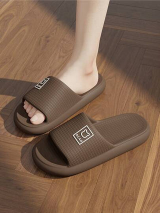 صنادل رجالية مسامية مقاس 48-49 مقاس كبير للصيف، للاستخدام الداخلي في المنزل والحمام، مقاومة للانزلاق من مادة EVA غير رائحة، مناسبة للأحجام الكبيرة من الرجال والنساء