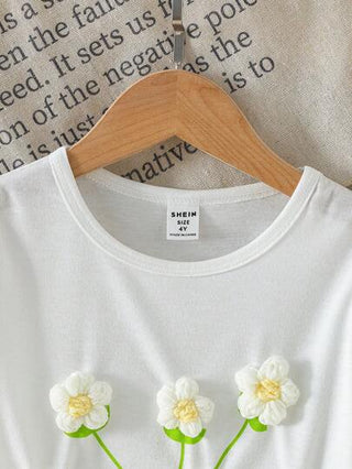 تيشيرتات بناتي مجموعة ملابس صيفية مريحة للبنات الصغيرات: بلوزة بياقة دائرية بأكمام قصيرة ومطبوعة بالأزهار باللون الأبيض وبنطلون أخضر بخصر رباط وساق مستقيم، 2 قطعة