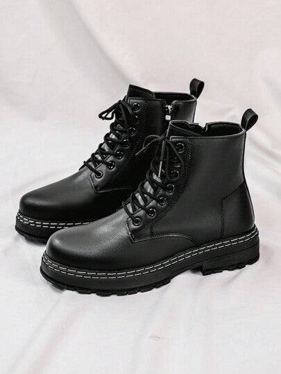 بوت رفع ذات سطح لامع أسود نقي للرجال مع بطانة سميكة، بوت أكسفورد وأحذية رسمية