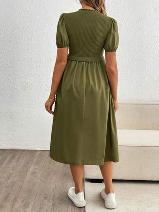 MaterniWear فستان أنيق حمل مصمم بأكمام منتفخة وضيق