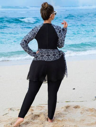 Swim Mulvari مجموعة بحر للسيدات كبيرة الحجم 2 قطعة، ملابس علوية كم طويل طباعة لون متباين وبنطلون، تصميم سحاب خلفي مع تنورة شبكية سوداء، زي محتشم وأنيق للشاطئ والمنتجعات
