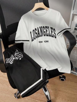 SHEIN بدلة رياضية للمراهقين من الأولاد مكونة من تي شيرت بطباعة لاحرف وشورت كرة السلة، طقم أزياء عصري للصيف