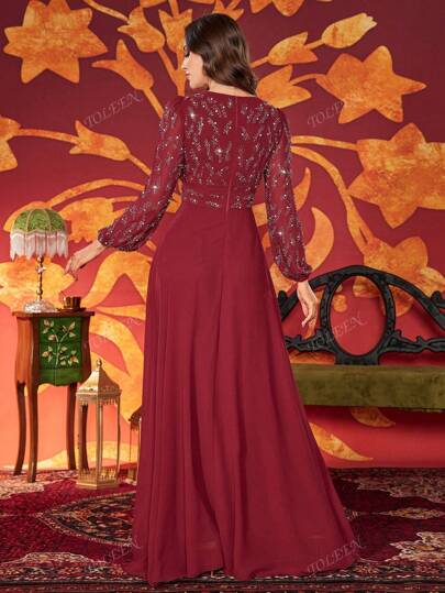 فستان نسائي بأكمام طويلة وياقة على شكل حرف V ، ذو لون أحادي أنيق ، مزين بإكسسوارات ألماسية وخصر عالي