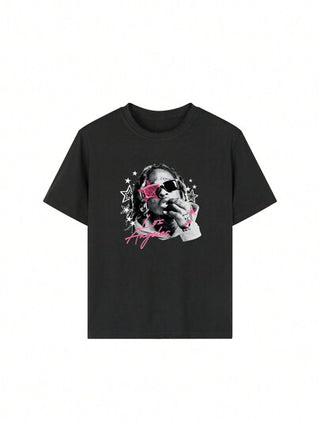 قميص تي شيرت قصير الأكمام برقبة دائرية مطبوع بطريقة عشوائية للأولاد والطلاب الصغار في الصيف - قمصان أولاد ملونة تحمل نقش طفل بنظارات شمسية تجلب الفرح والسعادة لكل طفل! ملابس الأطفال قمصان تي بطباعة جرافيكية