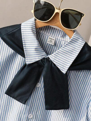 SHEIN Genkimix Kids قميص أزرق مخطط مع قميص كولاري أزرق كحلي بطبعة حرفية لفتى المراهق