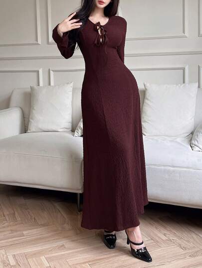 Modelyn فستان نسائي راقي ذو موحد اللون وملمس