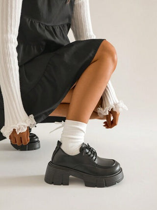 أحذية أوكسفورد حريمي حذاء قبقاب بريطاني الطراز للنساء، أحذية رياضية سميكة الوحدة محايدة القابلية للنقل، أوكسفورد ذو سولز سميك