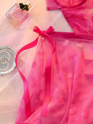 لانجيري حريمي DelicateAllure زوجان من الملابس الداخلية والكيمونو الشفاف المزين بقوس تباين الدانتيل، ملائم لعيد الحب