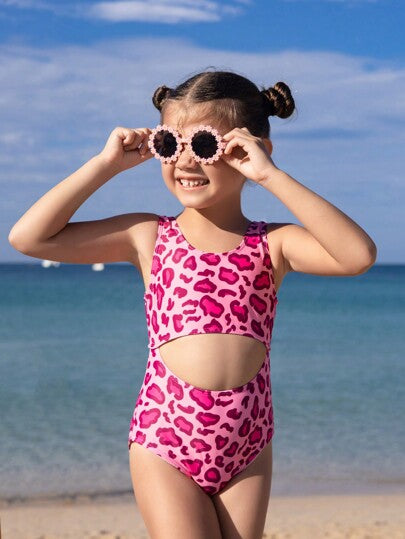 قطعة سباحة واحدة موديل الفتاة الصغيرة بطبعة نمر وردية ، تصميم مفرغ على الخصر ، مناسبة تمامًا للشاطئ والإجازة والسباحة في الصيف