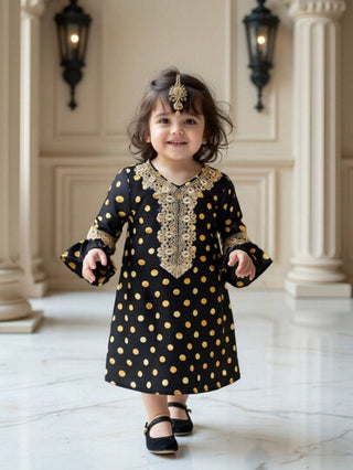 فساتين بيبي فستان سهرة طويل الأكمام أنيق بنقاط بيضاء على خلفية سوداء للبنات الصغار