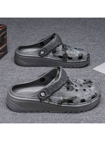 زوج من الحذاء الصندلي الخفيف الوزن المريح للرجال المنقب المضاد للانزلاق، أحذية شبكية صيفية لارتداء كاجوال خارج المنزل مع نعل سميك مضاد للانزلاق و مناسب للشاطئ