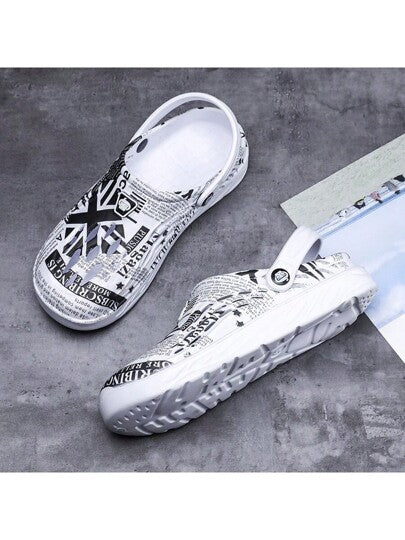 زوج من الكلوجز الرجالية الخفيفة الوزن المريحة مع تفريغ مضاد للانزلاق لأحذية الحدائق ، صنادل شبكية صيفية للرجال للاستخدام اليومي الخارجي ، نعل سميك مضاد للانزلاق شبشب الشاطئ (طبعة غير متماثلة عشوائية)