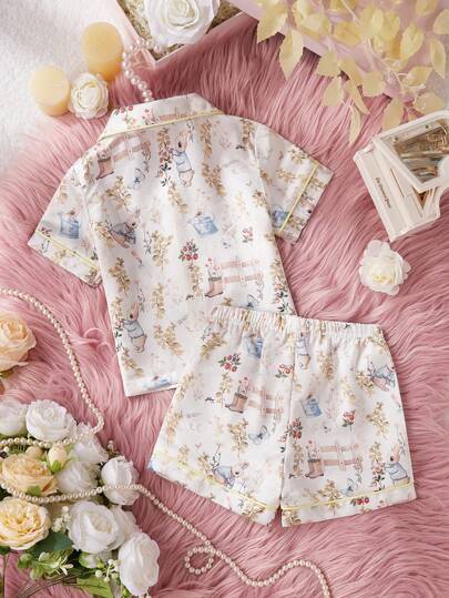 مجموعة ملابس علوية وشورت كاجوال ومريحة للبنات الصغار ، 2 قطعة، من قماش الستان المحبب والكريب باللون المشمشي