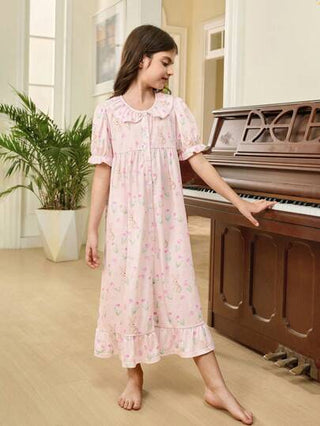 بيجاما ثوب نوم قصير كم مزين بتكسيرات ورسومات الأرنب والزهور البناتية المناسب للارتداء اليومي والمنزلي ، ملابس يومية للفتيات ،مطابقة لخطوط الأخوة (يباع قطعتان بشكل منفصل)