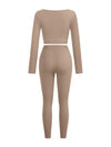 SHEIN Sport Studio بدلة رياضية أنثوية كاملة بقميص رقبة مربعة وأكمام طويلة وبنطال ليغنز أطقم رياضية بخياطة غير منظورة للنساء، لون بيج، مجموعة ملابس تمارين رياضية للنساء