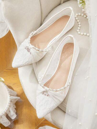 CUCCOO HITCHD أحذية نسائية مسطحة من الدانتيل مع سلسلة اللؤلؤ الاصطناعية، تصميم مجدول بشريط وتصميم منفذ، أصبعية مدببة، ناعمة وأنيقة، مناسبة للزفاف، العروس، الوصيفات، الشاي بعد الظهر العادي والمواعدة في الربيع