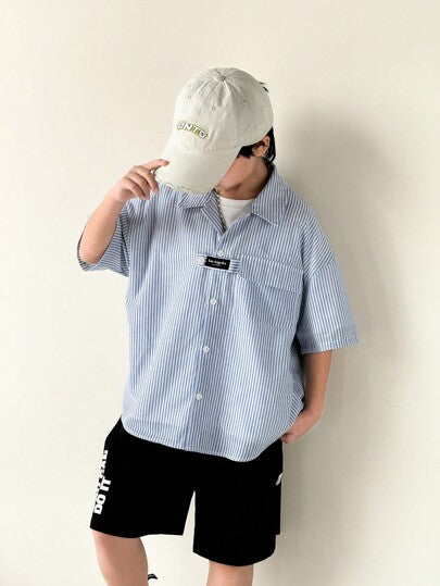 قميص مخطط كاجوال بياقة مفرودة وأكمام قصيرة مقاس كبير للأولاد، مناسب لملابس الأطفال ،ملابس أطفال الحضانة، عودة للمدرسة، مجموعات ملابس للأولاد لحفلات عيد الميلاد والمناسبات المسائية والحفلات والحفلات والمعمودية والافتتاحيات والارتداء اليومي والمدرسة والسفر