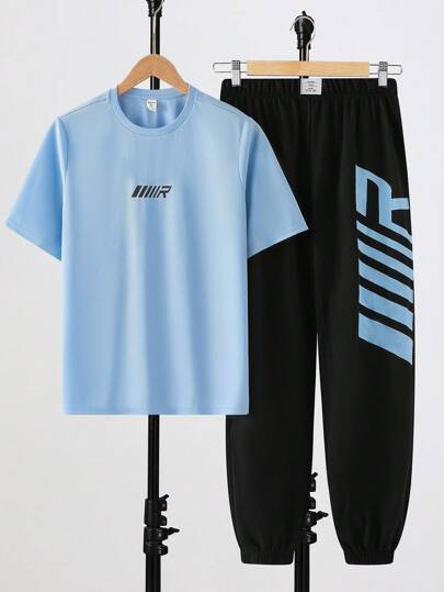 SHEIN طقم قميص للفتيان المراهقين بنمط كاجوال بطبعة حرفية بياقة طاقم، مناسب للصيف والرياضة والجري