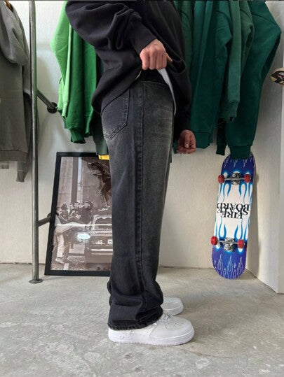 بنطلون جينز كاجوال ذو قدم مستقيمة من الغسيل الأسود للرجال، بتصميم عصري وبسيط