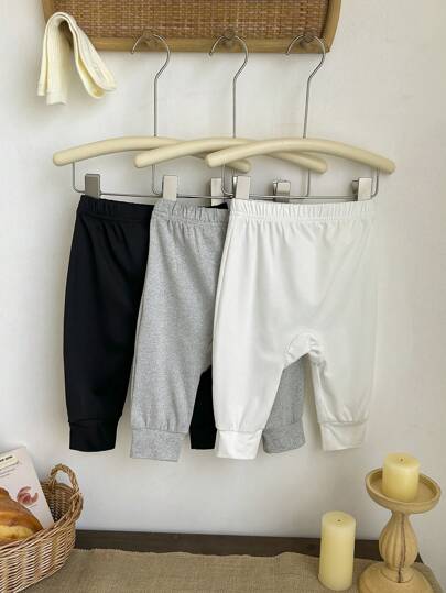 3 قطع/عبوة جوارب للرجال والنساء الرضع بدون أقدام باللون الأسود والأبيض والرمادي، متعددة الاستخدامات وفعالة من حيث التكلفة لارتداء الرضع في جميع المواسم