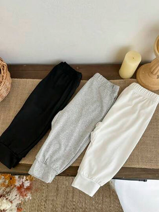 3 قطع/عبوة جوارب للرجال والنساء الرضع بدون أقدام باللون الأسود والأبيض والرمادي، متعددة الاستخدامات وفعالة من حيث التكلفة لارتداء الرضع في جميع المواسم