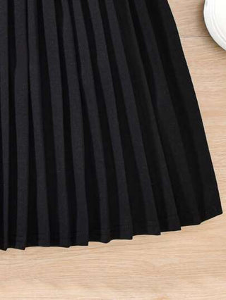 تيشيرتات بناتي فستان أسود قصير الأكمام مع تطريز خيل، طوق بولو بشريط ، لطفلة في سن المراهقة، موسم الربيع/الصيف، قطعة واحدة