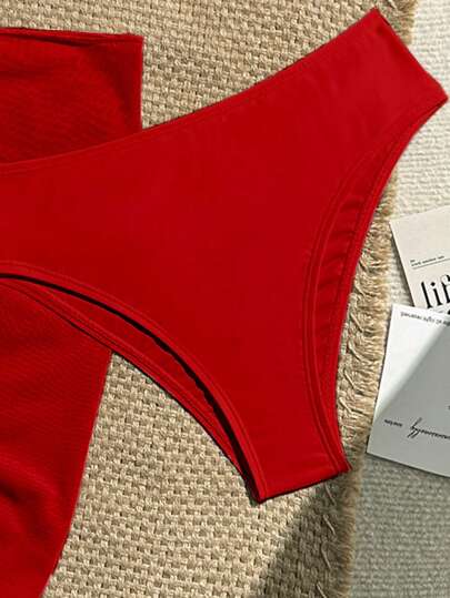 SHEIN Swim 3 قطعة للمرأة، ملابس سباحة 'بيكيني' مجموعة لون واحد لون جذاب، شاطئ الصيفي، عطلة