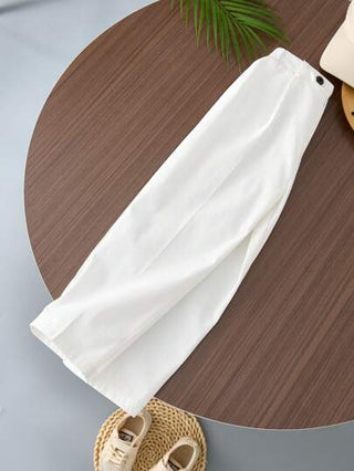 SHEIN بنطلون أبيض للصبي الصغير مع تصميم إبزيم الخصر، مناسب لمناسبات الحفلات والمهرجانات والتجمعات
