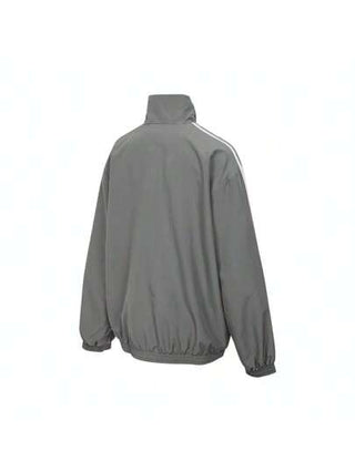 Adidas Originals جاكيت أنثوي كبير الحجم موديل TT ، خارجي مزود بقلنسوة منسوجة JD3394