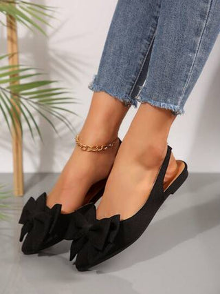 نساء جزمة لوفر مسطحة مع ربطة عقدة الفراشة الديكور، بفتحات جانبية وحزام خلفي، أنيقة ذات فرغات على الجزء العلوي، أحذية كاجوال سوداء مناسبة للجميع المناسبات والمواسم