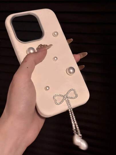 قضية هاتف سيليكون ناعمة تتميز بوشاح الجليتر تزي-ّنه الأقراط السيوارفسكي والخرزة الآسرة مناسبة لهواتف iPhone 16 15 14 13 12 برو ماكس 11 مقاومة للصدمات