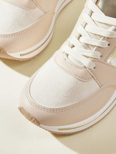 CUCCOO EASI أحذية سكيت بورد ذات الرقبة المنخفضة الجديدة للنساء، أحذية كانفاس أنيقة، أحذية رياضية متعددة الاستخدامات، أحذية بيضاء صغيرة مناسبة للخريف