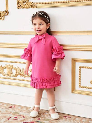 فساتين بيبي فستان صيفي لطيف للبنات الرضع باللون الوردي الفاتح مع كشكش وعقدة