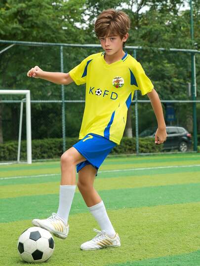 مايوه حريمي قطعة واحدة ODMYONO طقم كرة قدم شبابي مستوحى من نادي النصر 2024-2025 للأطفال (8-12 سنة) - طقم قميص ورقم 7 وشورت ، بتصميم المنزل