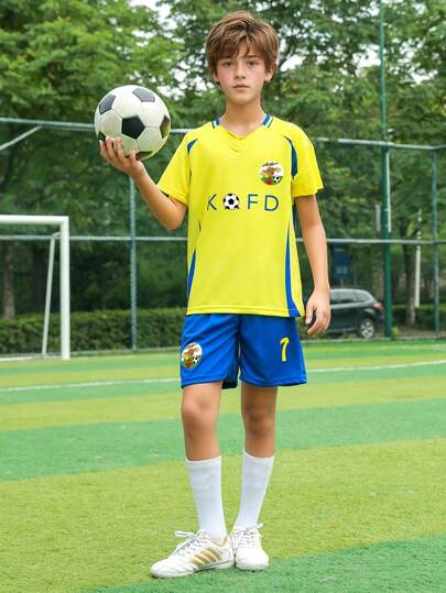 مايوه حريمي قطعة واحدة ODMYONO طقم كرة قدم شبابي مستوحى من نادي النصر 2024-2025 للأطفال (8-12 سنة) - طقم قميص ورقم 7 وشورت ، بتصميم المنزل