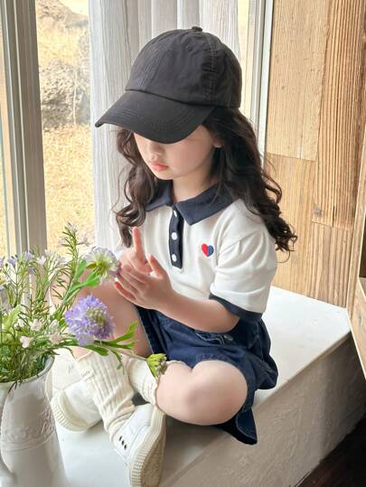 تيشيرتات بناتي DAZY مجموعة لفتاة شابة تتكون من تي شيرت كنزة ذو ياقة تطوي عليها، مطرز باللون الأساسي، وشورت جينز قطعتين، للربيع والصيف