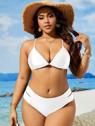 SHEIN Swim Curve قطعة سفلية من ملابس السباحة للنساء ذوات الأحجام الكبيرة، لون سادة ذات خصر منخفض، للاستخدام المريح في أوقات الفراغ والعطلات الشاطئية