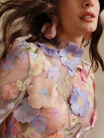 Anewsta بلوزة تنفيذية مرصعة بزهور ثلاثية الأبعاد وأكمام قصيرة للنساء، لون أبيض