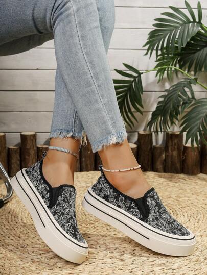 أحذية رياضية كاجوال من القماش للنساء ،بدون كعب ،أنيقة ومتعددة الاستخدامات بتطريز صيني