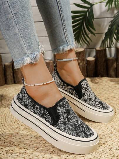 أحذية رياضية كاجوال من القماش للنساء ،بدون كعب ،أنيقة ومتعددة الاستخدامات بتطريز صيني