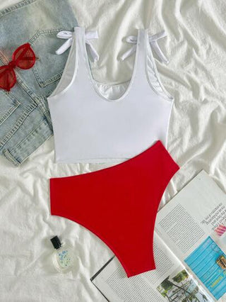 طقم تانكيني حريمي Swim Lushoire بكيني علوي ذو تصميم فتحات الرقبة المطبوع باسم (Springbreak)