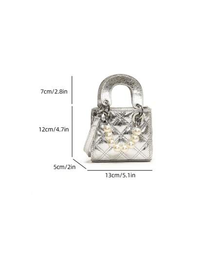 حقيبة كتف/هاتف مربعة صغيرة بتطريز وسلسلة لؤلؤية جديدة