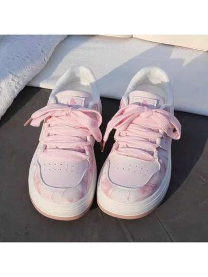 احذية رياضية كاجوال رتروية ذات وحدة أساس سميكة للنساء 2025 موديل الربيع، نسيج رخامي ملون بوردي أحذية الطالبات في الجامعة , أحذية رياضية متعددة الاستخدامات، تأتي صغيرة المقاس بمقاس واحد