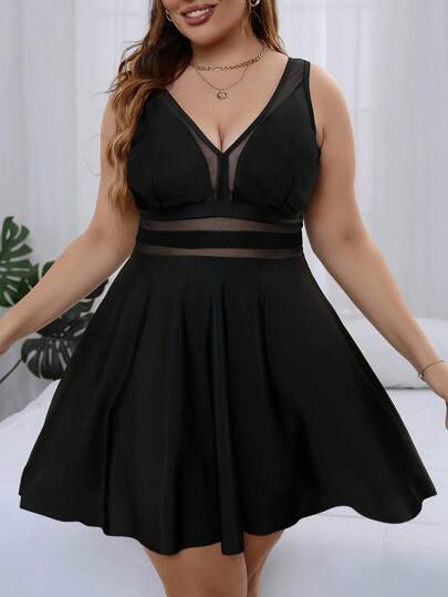 Swim Lushoire بدلة سباحة كبيرة الحجم بنقشة